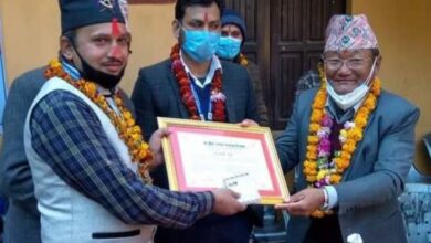 Photo of जहाँ क, ख सिके, त्यहीँ पुरस्कृत हुँदा पत्रकार कालोटोपीको भुँईमा खुट्टा छैन