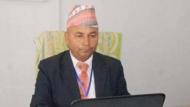 Photo of ‘सचिवज्यू ! सरूवा गरिदिनुपर्‍यो, नत्र आत्मदाह गर्छु’