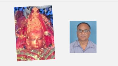 Photo of पाथीभरा देवीको काखैमा, मस्त भयौं साथीको साथैमा